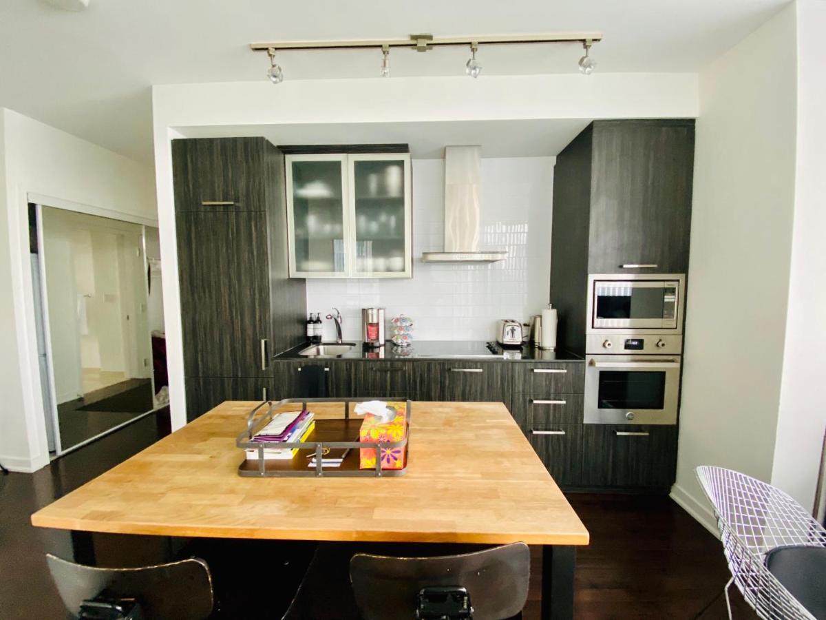 Corporate Suite Toronto Luaran gambar
