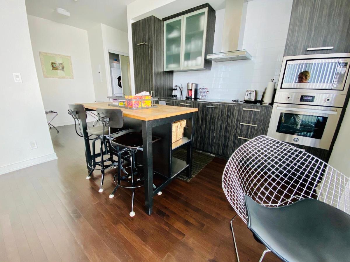 Corporate Suite Toronto Luaran gambar