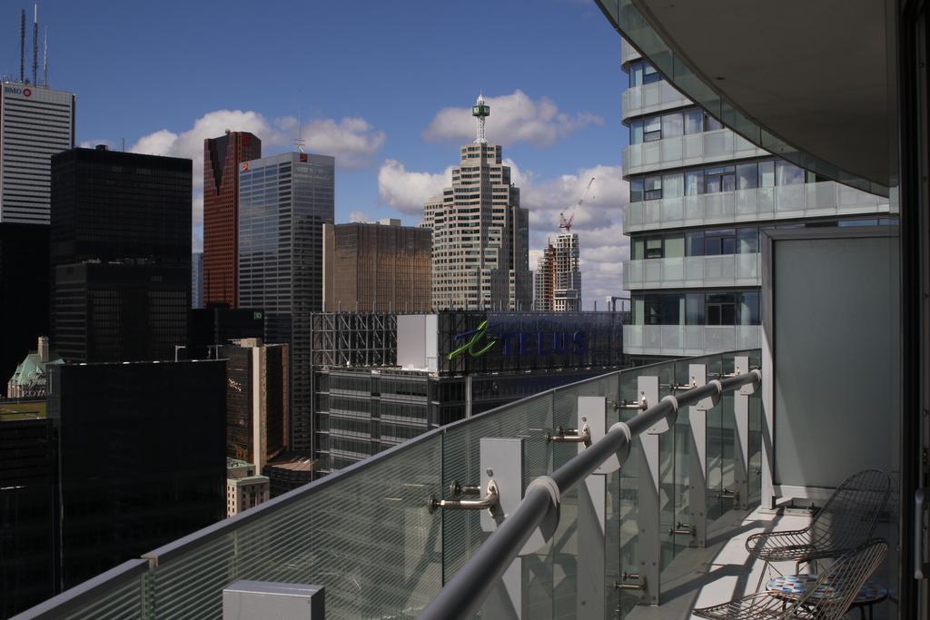 Corporate Suite Toronto Luaran gambar